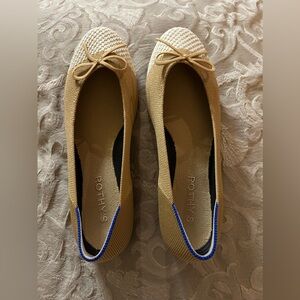 BRAND NEW Rothy’s The Ballet Flat in Pearl